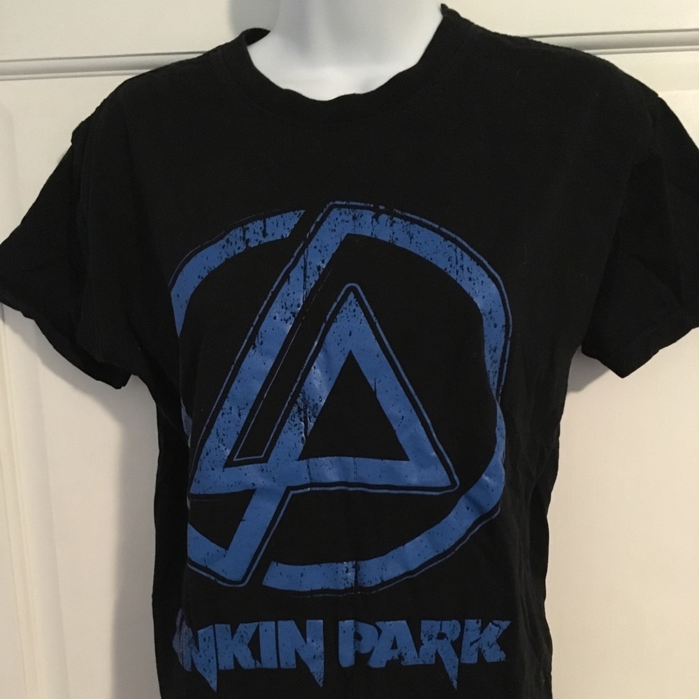 🔵 Linkin Park Band Tee